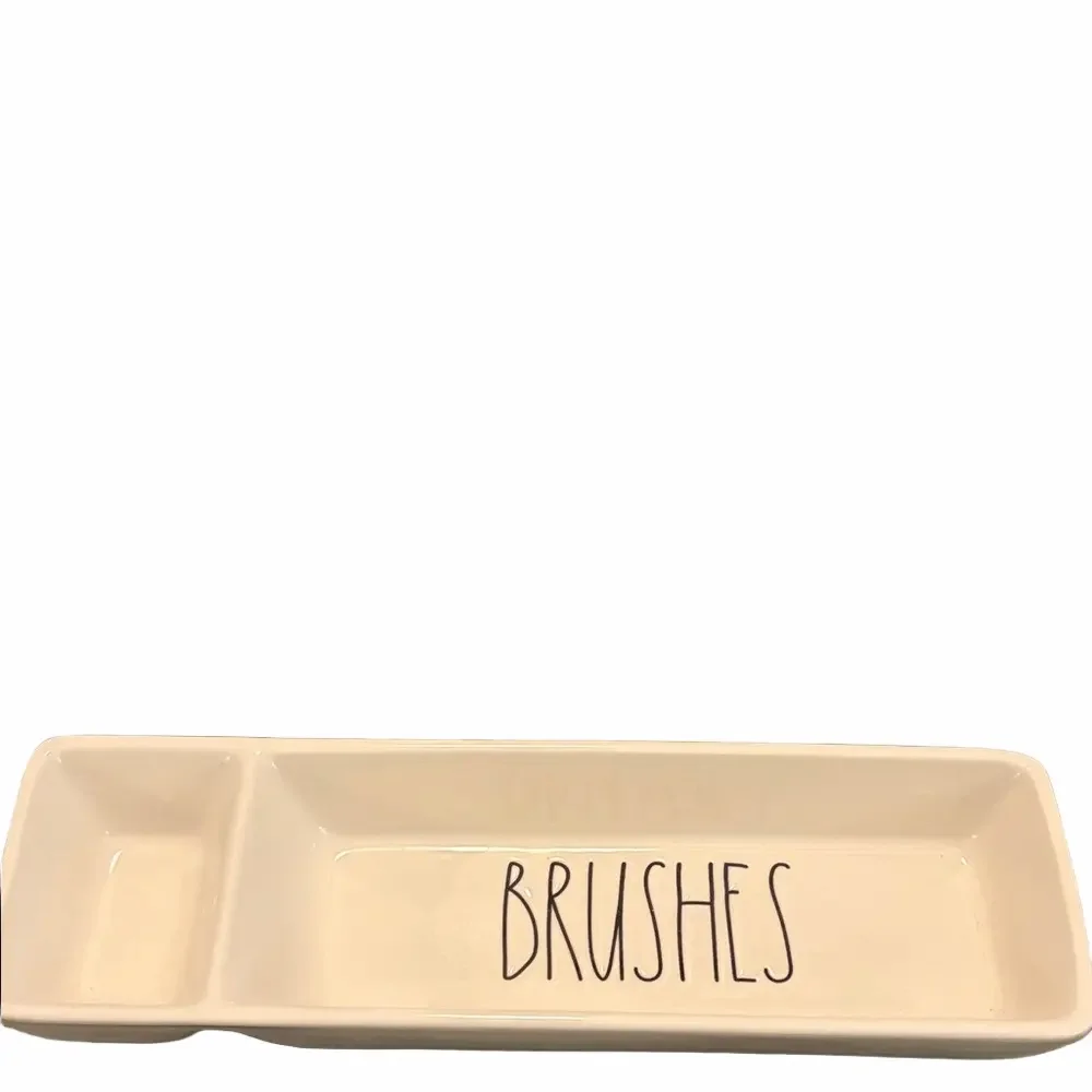 Chic Vanity Set: Makeup brushes Rae Dunn / hair brush holder just cute set of 2.